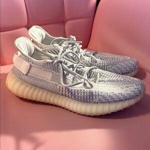 Yeezy 350 V2 white/grey
